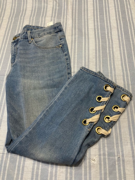 Chico's Denim - Chico's “So Slimming Girlfriend Slim Leg Ankle” blue denim pants.
